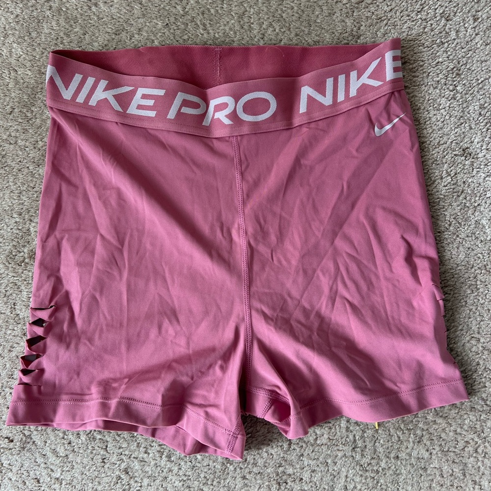 Nike Pro